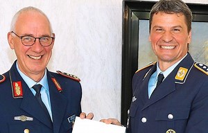 „Das Geschwader wünscht alles Gute“: Kommodore Schönhöfer zum Oberst befördert