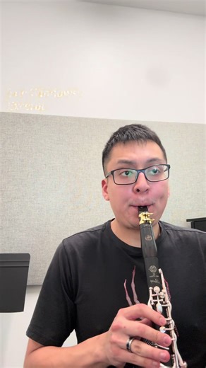 Working on my recital rep at the moment. This is part of a brand new piece for Solo Clarinet and Live Electronics composed by Adam Harrington!! Since it’s for live electronic, it is fixed tempo, which means I can get away with using a metronome (ummm, I mean click track…. 😬) on this one. I am the first one to perform this work and I’m so excited to piece it together. #clarinet #clarinetsolo #musicpractice #scorecomposition