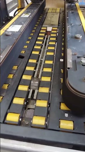 SIAT SM11-S Automatic Box Taper / Case Closer Sealer