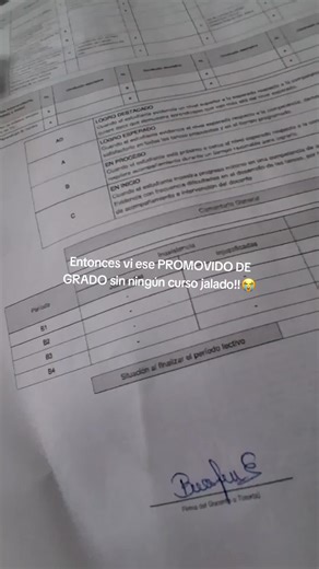 Promoción de Grado y Éxitos Deportivos en Perú