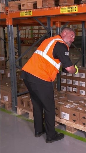 Pallet Picking - Part 1 - Manual Handling