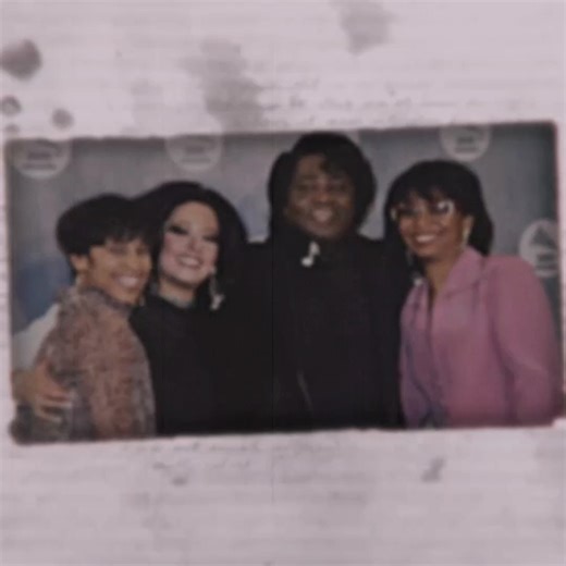 The world knows James Brown as The Godfather of Soul—a musical revolutionary who changed rhythm, funk, and performance forever. But behind the electrifying stage persona was a deeply complicated personal life, and in 2026, his family story remains as layered as his legacy. James Brown is believed to have around 10 children, some officially acknowledged, others recognized after years of legal battles and DNA disputes. Their lives reflect both the brilliance and the chaos that surrounded Brown off