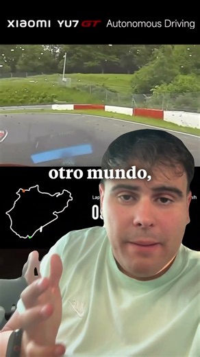 Xiaomi SU7 drives BY ITSELF at Nürburgring 🤯