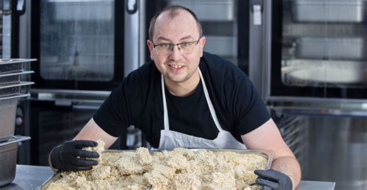 Miso pasta je doslova zázrak na lžičce. A jedna z nejlepších se vyrábí kousek za Prahou