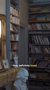 This abandoned mansion had a grand yet cozy library! 📖 | Explomo
