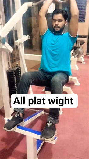 all plat wight tricep workout 💪🏻#Gym #motivation #fitness #trending #short #bodybuilding