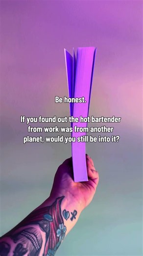 Slow burn sci-fi romcom #alienromance