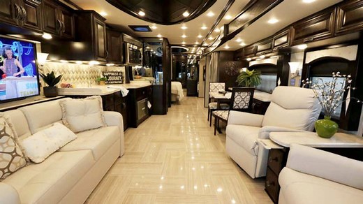 全球五款1000万以上的顶级豪华房车