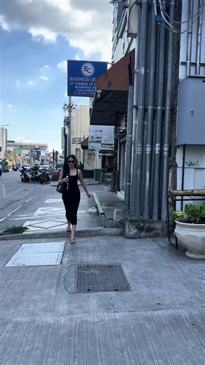 Naghahanap ba kayo ng legit at trusted na repair shop? Dito na sa iFixa Cellphone Repair Services.