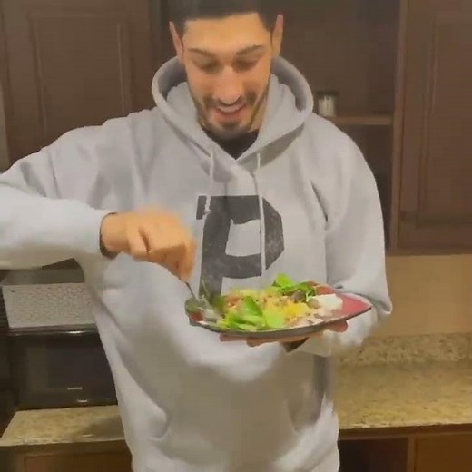 FETO member Enes Kanter had Ariana Rockefeller, David Rockefeller's granddaughter, make a Maklube