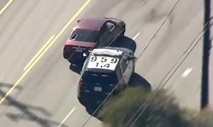 Fast And Furious: Dude Wasn't Going Down Easy On This Police Chase Through LA's Westside!