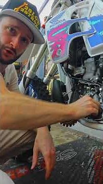 2 STROKE ENGINE RATTLE FIX! #honda #2stroke #motorcycle #mechanic #dirtbike #Repair