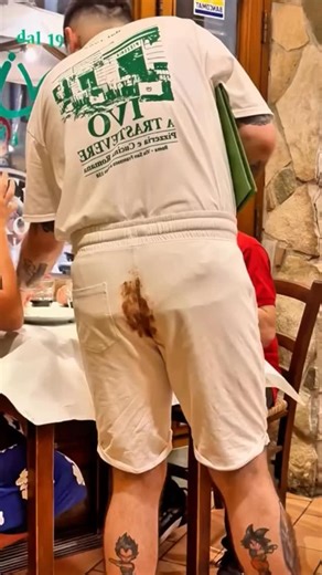 Daily Pranks on Instagram: "Fake Poop Prank 🤣 #comedy #prank #funny #viral #explorepage"