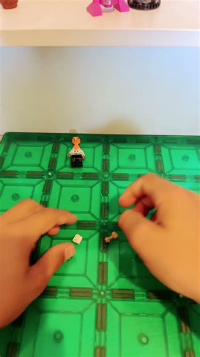 how to build a Lego taser ￼