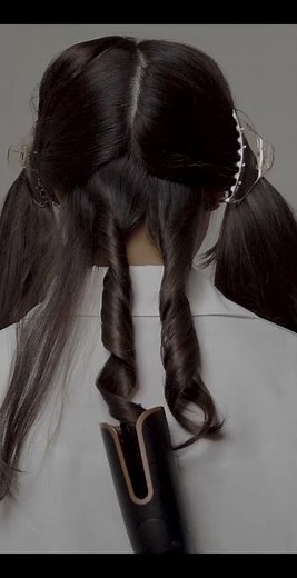 CLARA| Voluminous curls guide