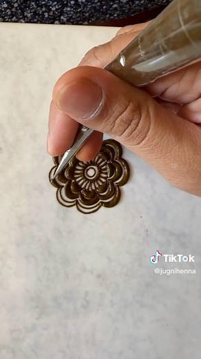 How to Draw a Simple Henna Flower: Step by Step Tutorial