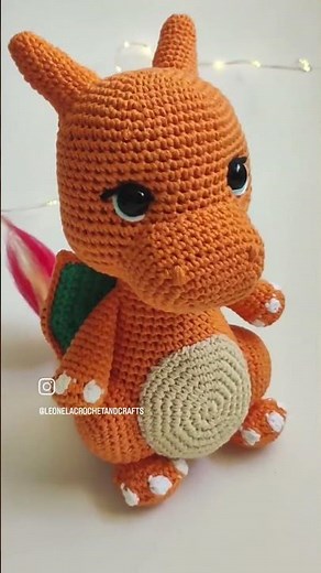 Charizard Pokémon amigurumi crochet
