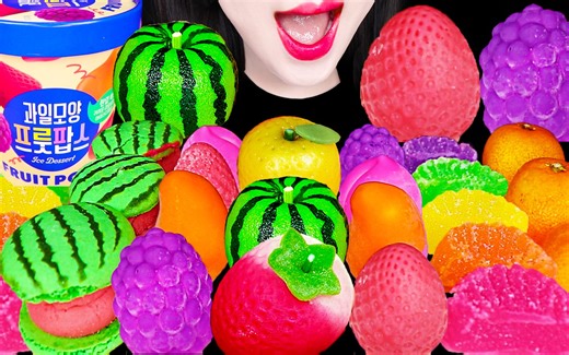 Jane ASMR WINTER ICE CREAM EATING