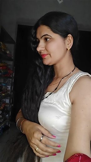 You will get a neat suit at our shop, order number 8708945018 #poojakhatkar #suit #shorts