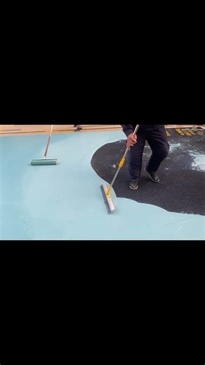 The repainted pavement makes the streets more beautiful#Road surface color transformation