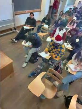 Should I show yall more of my trolling fails or nah? 🤷‍♂️ #shorts #prank #joke #college #foryoupage