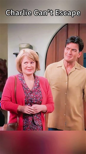 Chelsea’s Mom Is Hilarious 😆💖✨ | Two and a Half Men #TwoAndAHalfMen #Shorts