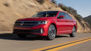 2022 Volkswagen Jetta First Test: Is It Still a Bummer?