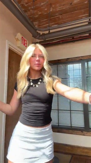 Haven’t posted a Ruby video in a long time !! But she is gorgeous !! - #prettylook #lookinggorgeous