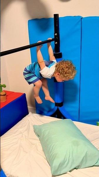 One Little Monkey Jumping On The Bed 🐵