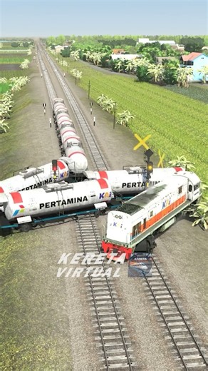 Kereta Nyeleneh #keretaapi #kereta #train #railway #india #automobile #shorts #fyp #viral #lucu
