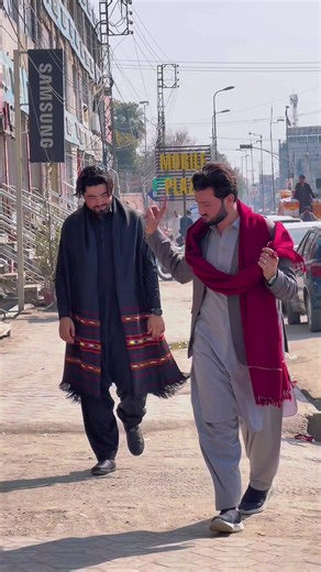 Jang da Khude Da Para Makawe - Mardan Memories