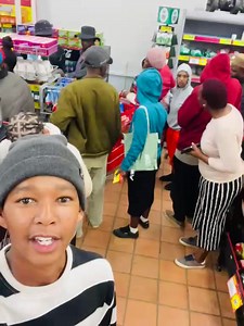 Screaming in ShopRite prank — people screaming in store South Africa