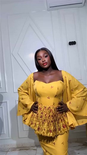 Tissu:@Aicha_textiles 💛couture@𝔹𝕒𝕓𝕤 𝕧𝕚𝕚𝕡 𝕤𝕥𝕪𝕝𝕚𝕤 😊mua:@Sosso_Beauty