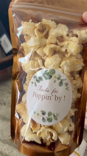 Such a Cute Baby Shower Idea 🍿
