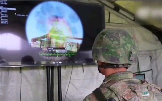 真的是在打游戏了！解放军用3D仿真系统演练城镇攻防！