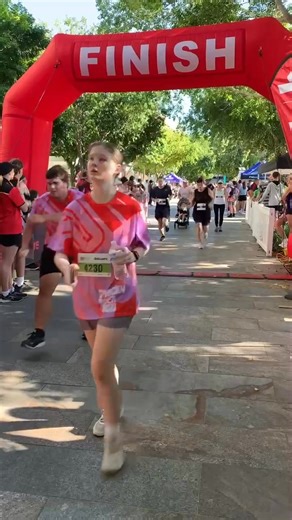 🏃‍♀️ A record 2800 entrants crossed the finish line at the Rocky River Run on Sunday. WATCH 👇 SEE THE PHOTOS 👉 https://bit.ly/44I3fnV | The Morning Bulletin