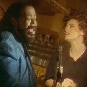 329K views · 18K reactions | Here’s Barry with Lisa Stansfield performing “All Around The World”  #MusicVideoMonday | Barry White | Facebook