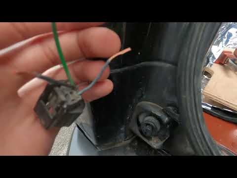 Install a Reverse Camera on a Vauxhall Vivaro (Tap Into Reverse Light Wiring)