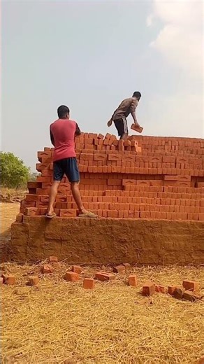 red bricks six people working