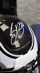 Win Authentic & Signed Eagles Memorabilia 🏈 Get BIG Name Headliners At Half the Cost 💯 The Internet's Most Trusted NFL Memorabilia Distributor 🔒 Certificate of Authenticity On Every Item Secure your spot in our LIVE broadcast every day at 12pm, 3pm and 6PM CST. | Ultimate Autographs