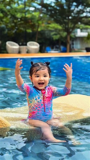 Splish splash, she’s having a blast! #toddlerlife #familytime #reelsviralシfb #reelsfypシ 📍Purico’s Cabin Resort | Diana Melo-Verzosa