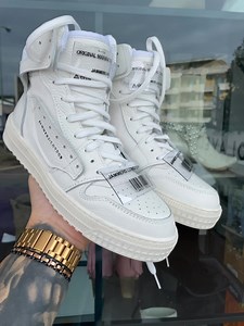 Ormai e un basic della nostra collezione  Scoprile tutte qui https://colavelli.com/?s=off&wc-category=0&post_type=product | Colavelli Designer | Facebook