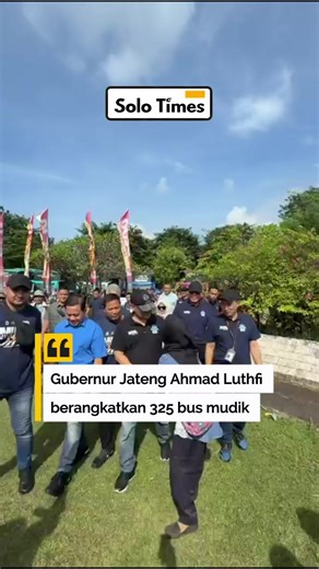 Gubernur Ahmad Luthfi ngobrol dengan pemudik dan memberangkatkan 325 bus mudik gratis menuju Jateng, senin 16 Maret 2026. #solotimes #GubernurJateng #AhmadLuthfi