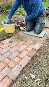 770K views · 3.8K reactions | Just laying a standard block pave pathway #blockpaving #paving #pathway | Wulstan Fencing & Landscapes | Facebook