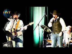Mack et Ro interprète la chanson de Albert Babin et Tex Lecor Dans Mon Shack