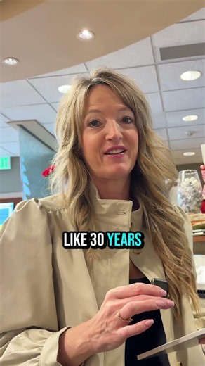 Check out this swinging bridge implant 👀🦷