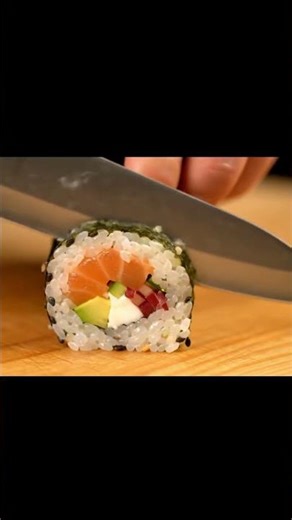 Satisfying Sushi Roll Cutting 🍣 | Macro ASMR Knife Slice | Fresh Japanese Food #shorts