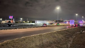 DPS: Multiple injured, 6 vehicles involved in I-35 crash Tuesday
