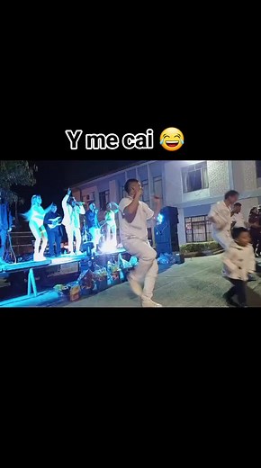 Caida graciosa - ¡Me caí 3 veces! 😂