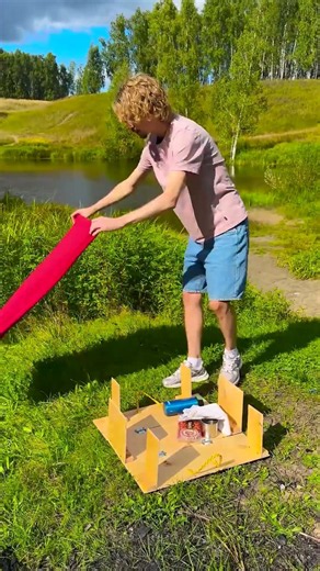 Build a Folding Picnic Table That Packs Into a Suitcase